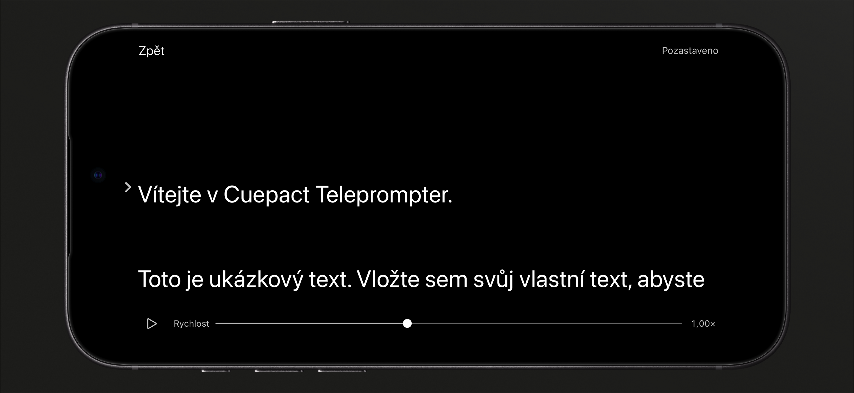 Cuepact Teleprompter na iPhonu v pozastaveném režimu čtení, s tlačítkem přehrávání a posuvníkem rychlosti.