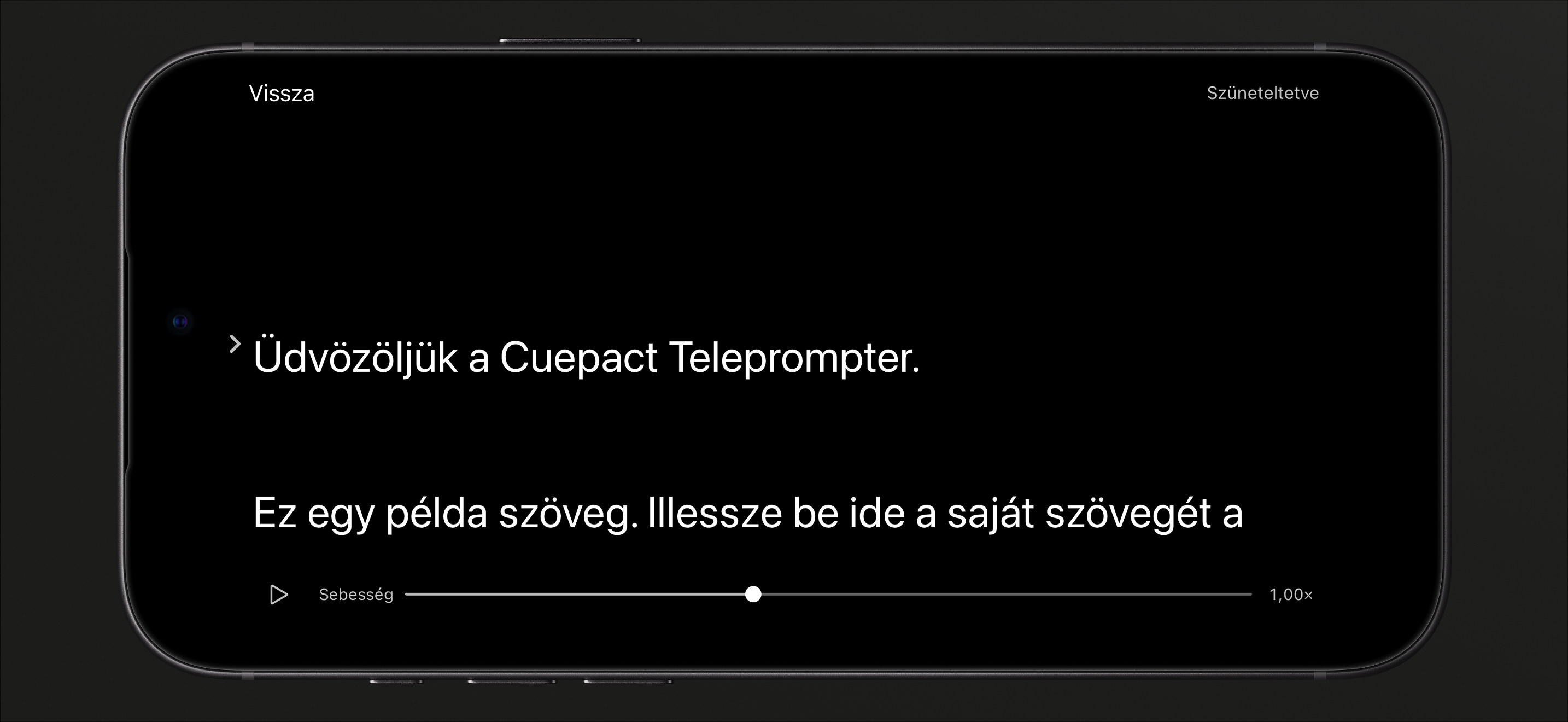 Cuepact Teleprompter iPhone-on, szüneteltetett olvasómódban, lejátszásgombbal és sebességcsúszkával.